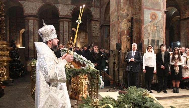 Le patriarche Cyrille de Moscou a été commémoré lors de la liturgie de Noël à Kiev