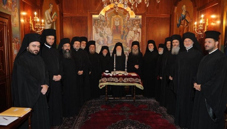 Acte de sujétion canonique des paroisses de l’Archevêché aux métropoles du Patriarcat œcuménique
