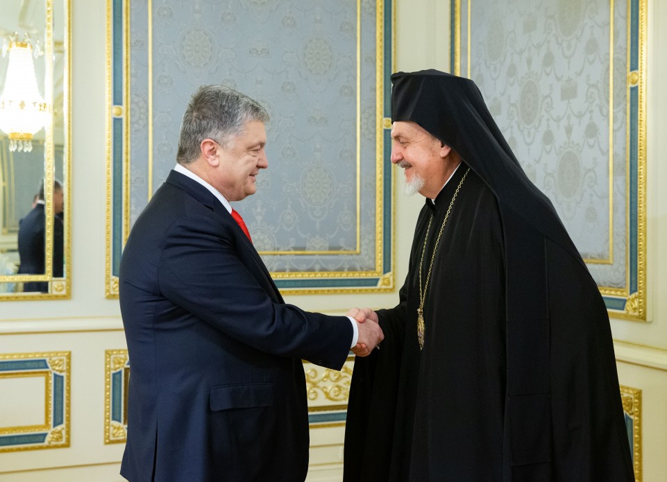 A Constantinople Patriarchate delegation met with President Poroshenko