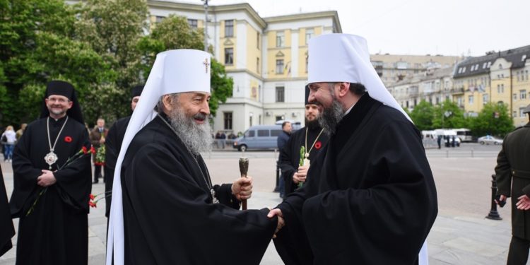 Unexpected meeting between metropolitans onufriy and epifaniy in kyiv