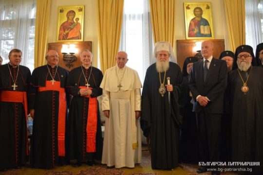 Patriarch Neophyte and the Holy Synod of the Orthodox Church of Bulgaria met with Pope Francis