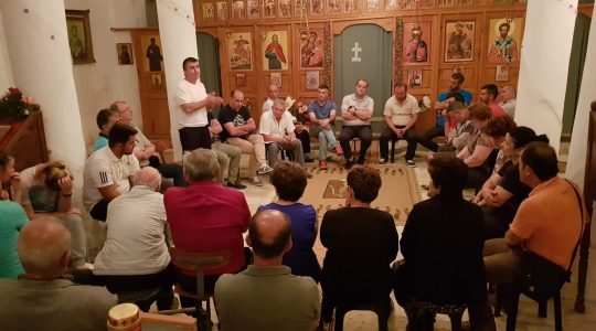 L’Église d’Albanie condamne la tenue de réunions politique dans les lieux de culte