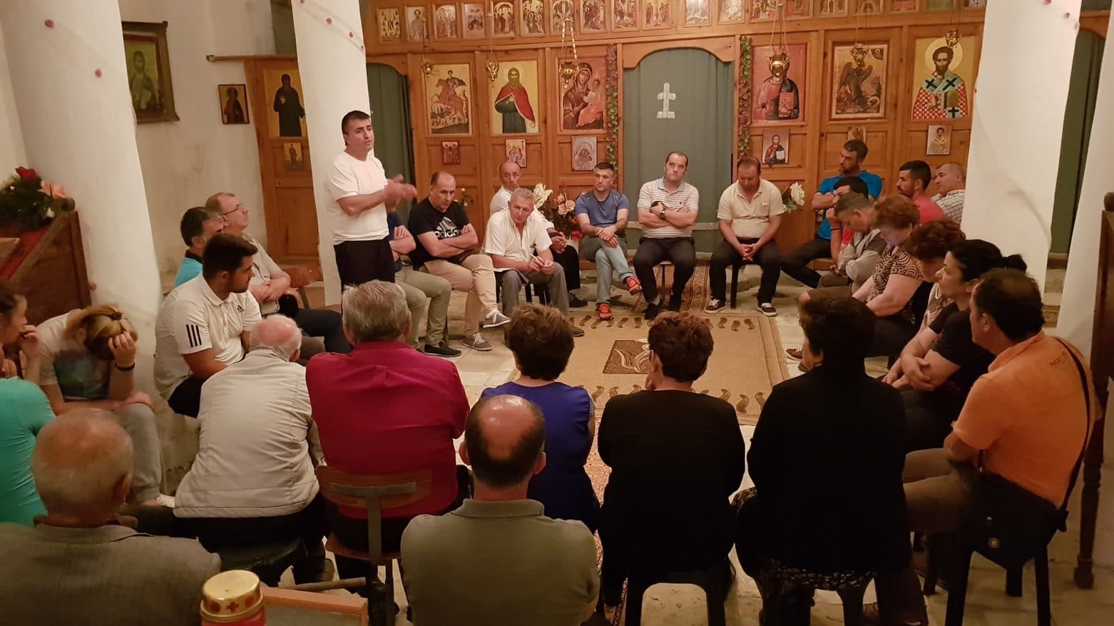 L’Église d’albanie condamne la tenue de réunions politique dans les lieux de culte