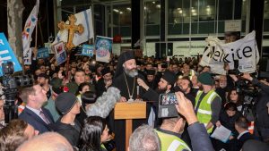 Des milliers de chrétiens orthodoxes se sont rassemblés en Australie contre la nouvelle loi « barbare » sur l’avortement