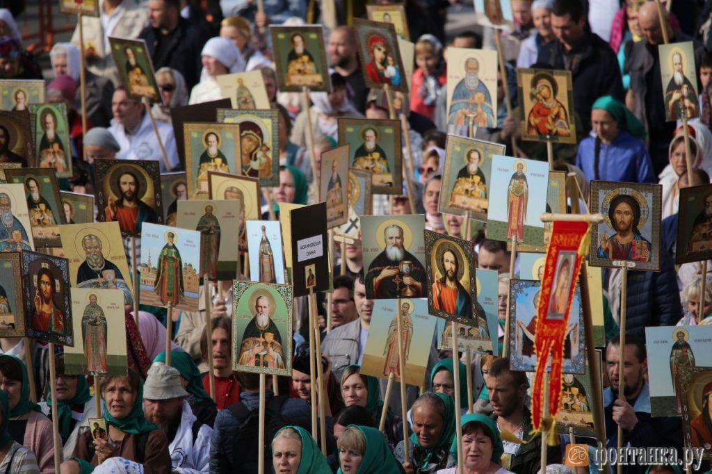 115 000 fidèles ont participé à la procession en l’honneur de saint Alexandre de la Neva à Saint-Pétersbourg