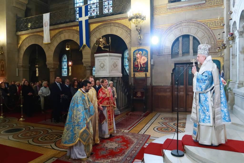 Une doxologie en l’honneur de la fête nationale grecque du 28 octobre et une ordination sacerdotale à Paris