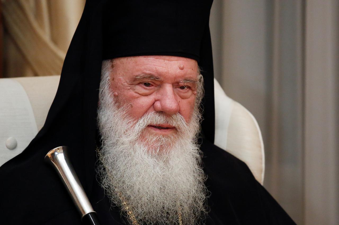 Dans sa lettre au Premier ministre, l’archevêque Jérôme a mentionné les protestations consécutives à la fermeture des églises en Grèce