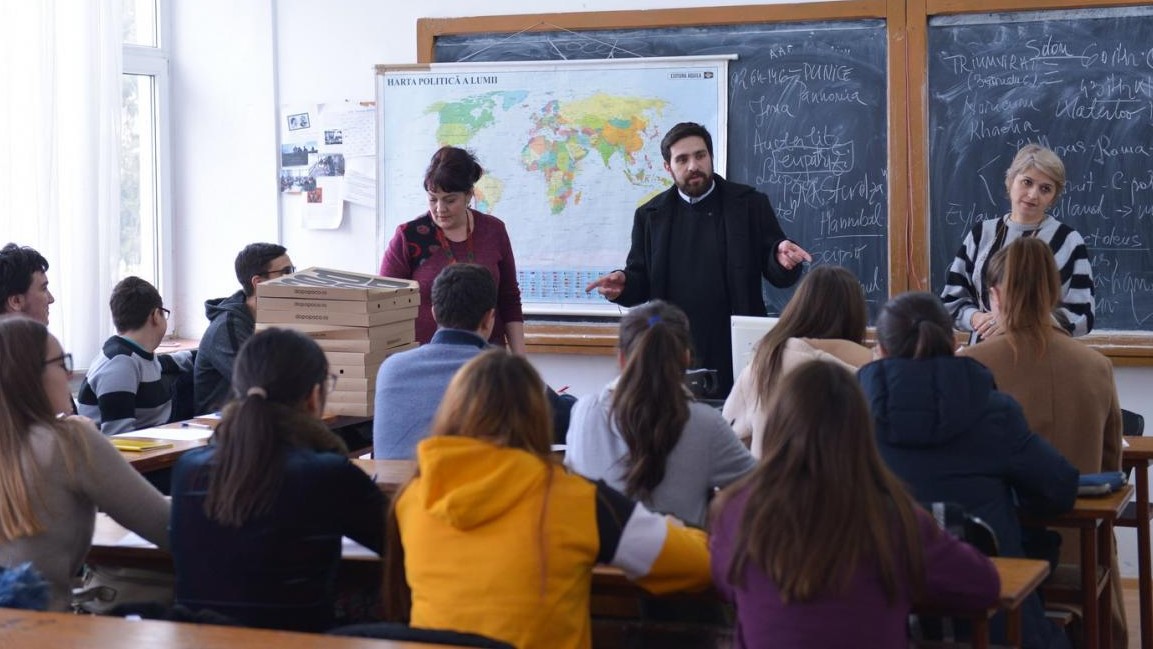 L’association roumaine « Pro Vita » de Iași mobilise 10.000 élèves pour aider les familles nombreuses de Moldavie