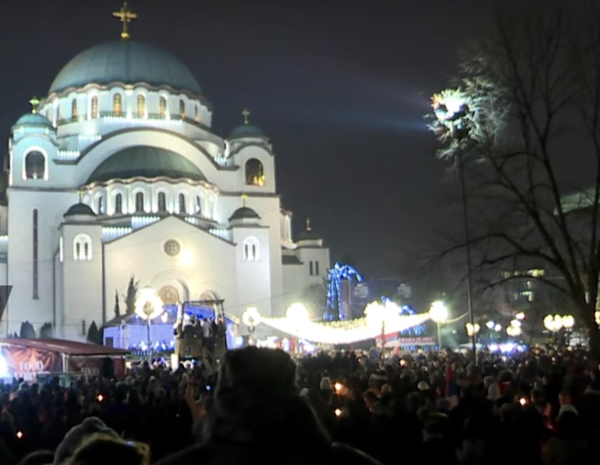 Procession à Belgrade en soutien à l’Église orthodoxe serbe au Monténégro