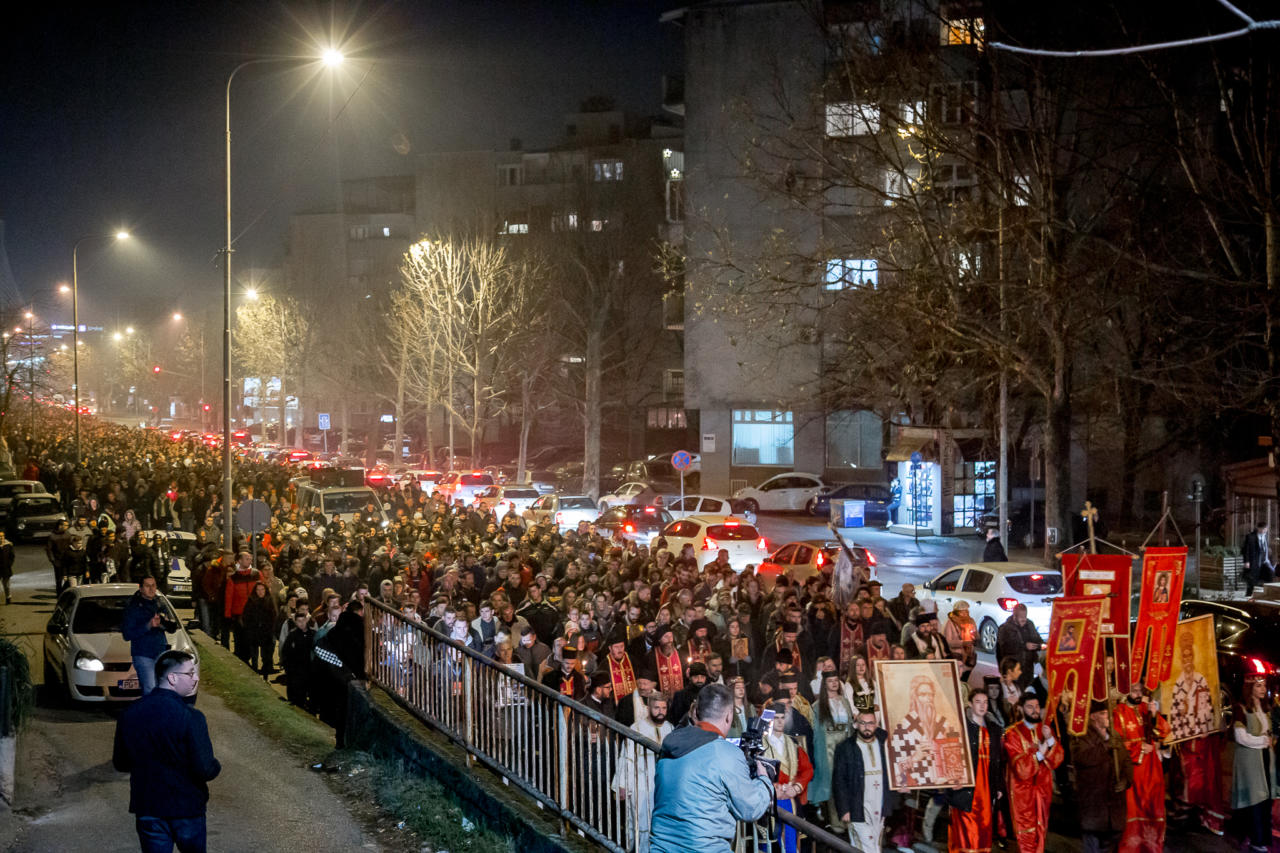 De nouvelles processions massives ont eu lieu au Monténégro pour protester contre la loi spoliatrice