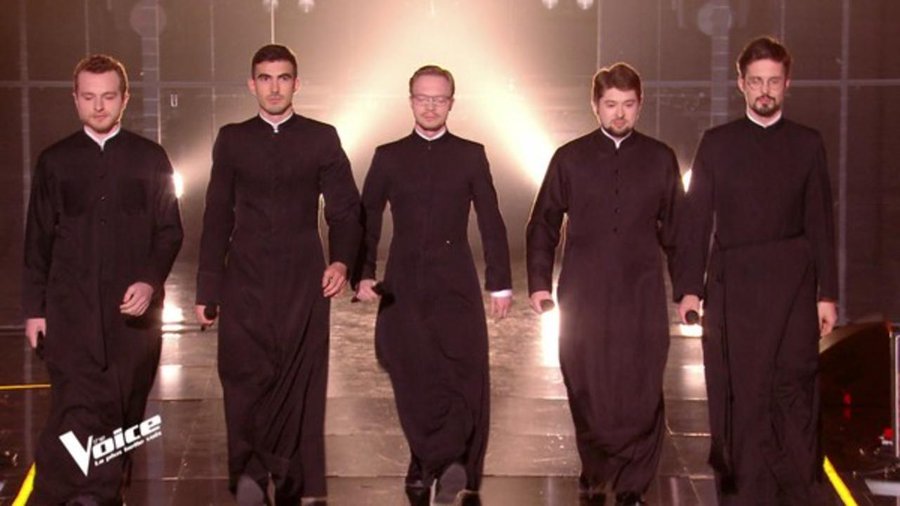 Cinq séminaristes orthodoxes russes ont chanté dans l’émission « The Voice 2020 » sur TF1