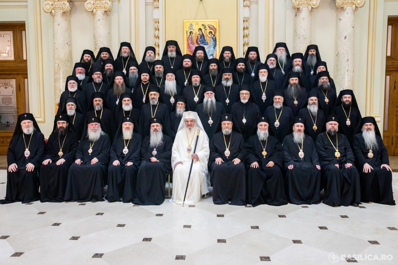 Communiqué du saint-synode du patriarcat de roumanie concernant l’invitation du patriarche de jérusalem théophile iii et le problème ukrainien