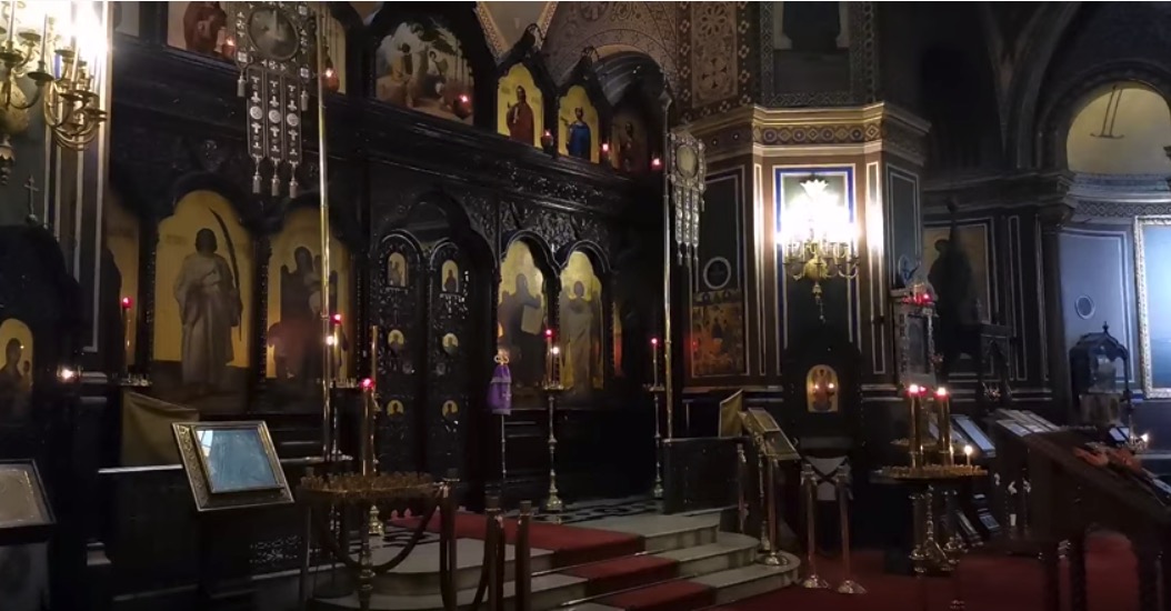 La cathédrale Saint-Alexandre-Nevsky à Paris en direct