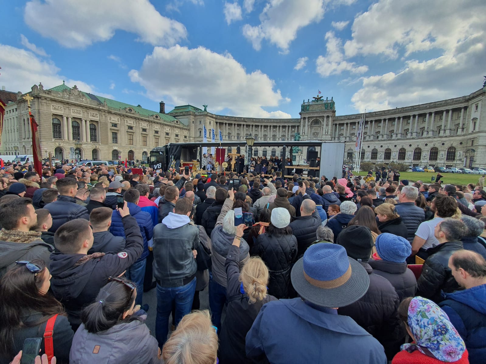 Grande procession et réunion de prière à Vienne en soutien aux fidèles orthodoxes du Monténégro