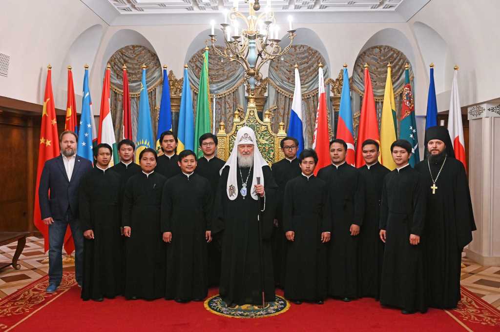 Le patriarche de Moscou Cyrille a rencontré un groupe de séminaristes d’Indonésie et des Philippines