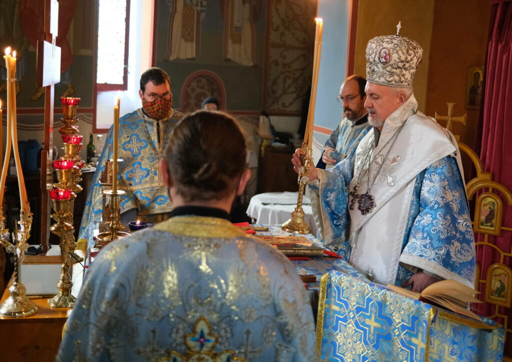 La fête du monastère Notre Dame de Toute Protection (Bussy) a été présidée par le métropolite Emmanuel de France
