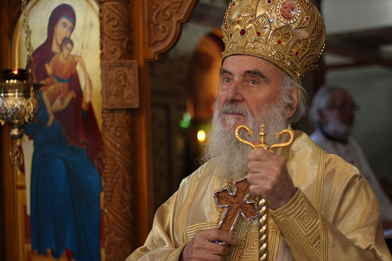 Le patriarche de Serbie Irénée est testé positif au COVID, mais asymptomatique