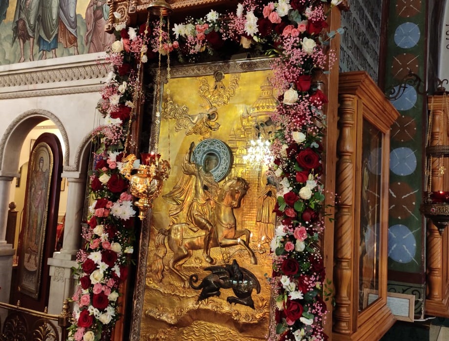 Un hiérarque de l’Église orthodoxe géorgienne a présidé la célébration de la « guiorgoba » à l’église saint-georges de moscou