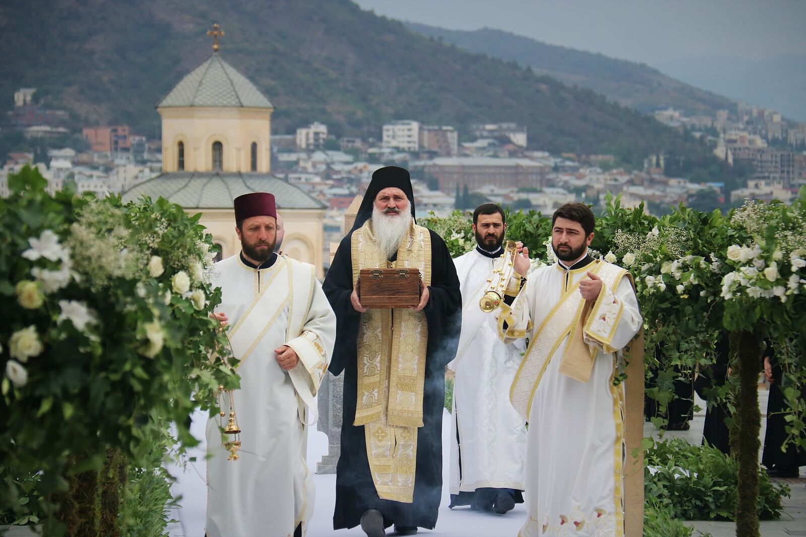L’Église orthodoxe géorgienne a reçu une partie des reliques de la sainte et grande reine martyre Kétévane