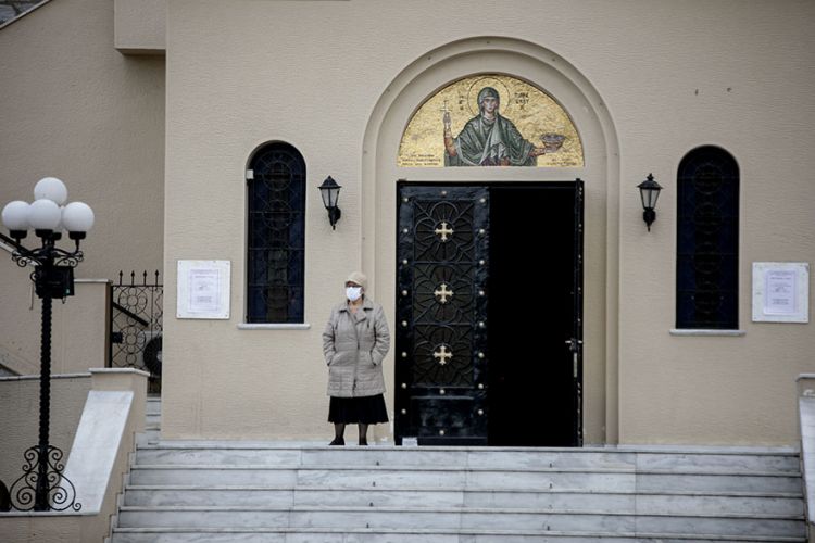 Appel du saint-synode de l’Église de grèce pour observer les mesures de protection contre la propagation de la covid-19