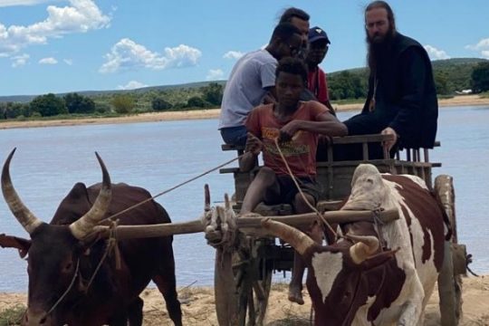 L’évêque de Toliara Prodrome explique comment la mission orthodoxe au sud de Madagascar aide la population locale, touchée par la sécheresse