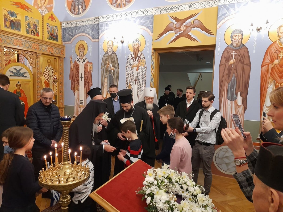 Rencontre du patriarche Bartholomée avec le métropolite Sava de Varsovie et des réfugiés ukrainiens