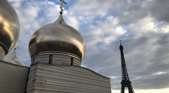La cathédrale orthodoxe russe à Paris a été taguée