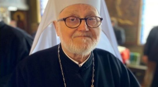 “Nous ne partageons pas certaines visions du patriarche de Moscou”. Un entretien du métropolite Jean de Doubna à France-Inter