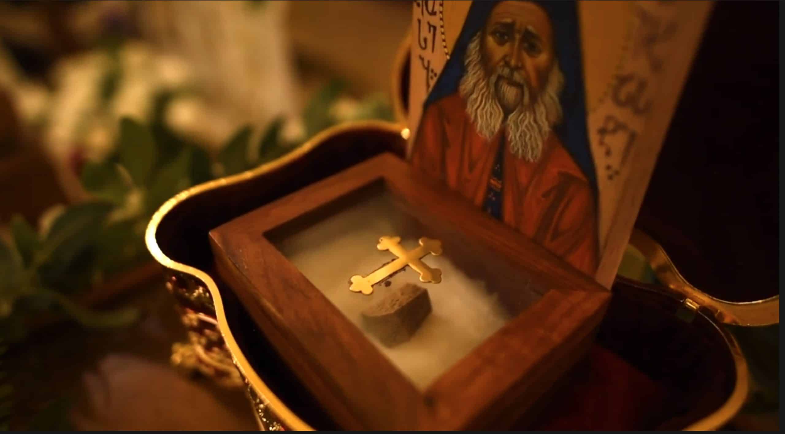 Vidéo : réception des reliques de saint joseph l’hésychaste à tbilissi