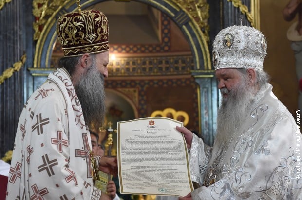 Le patriarche de Serbie a remis le tomos d’autocéphalie à l’archevêque de Macédoine et d’Ohrid Stéphane