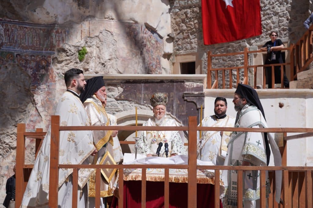 Le patriarche oecuménique Bartholomée a célébré la Dormition au monastère historique de Soumela à Trébizonde (Turquie) 