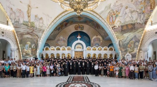 Le 30e anniversaire de l’intronisation de l’archevêque Anastase est célébré dans l’Église orthodoxe d’Albanie