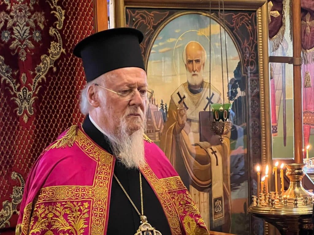 « prions tous pour que cesse la guerre en ukraine » a déclaré le patriarche œcuménique lors de la fête de saint pantéleïmon