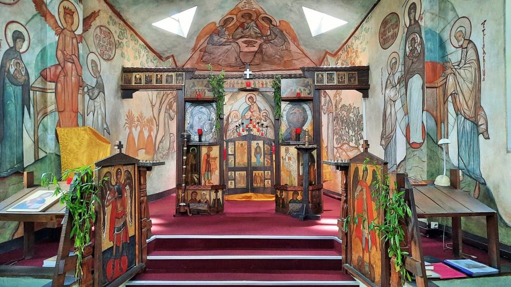 “Seine-et-Marne : pourquoi y a-t-il une église orthodoxe dans le village de Moisenay ?”