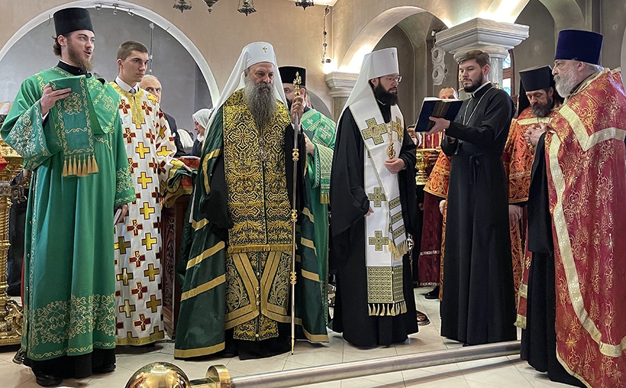 Le patriarche de Serbie Porphyre et le métropolite Antoine de Volokolamsk ont consacré les croix et la mosaïque de l’église russe de la Sainte-Trinité à Belgrade