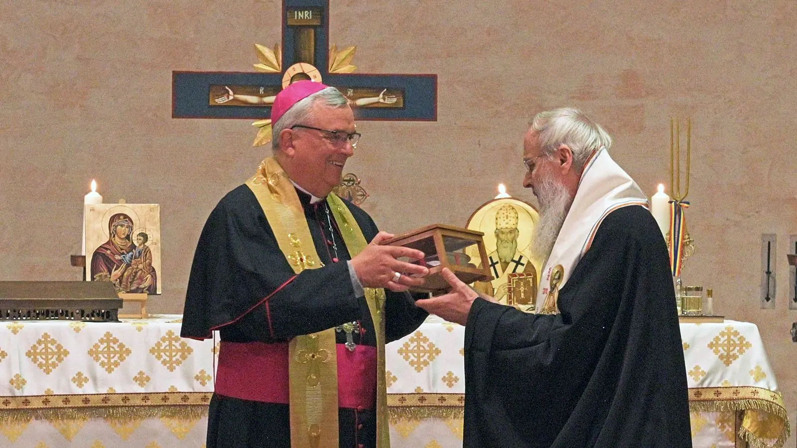 La paroisse roumaine de Ludwigshafen reçoit la relique de l’évêque local Saint Pirmin