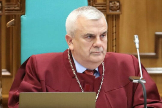 La Cour constitutionnelle d’Ukraine : « Les personnes auxquelles la décision de la Cour s’appliquera seront déterminées par des spécialistes en études religieuses »