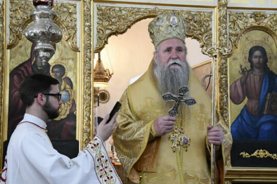 « Le boomerang reviendra à ceux qui s’emparent des lieux saints », déclare le métropolite du Monténégro à propos de la situation en Ukraine