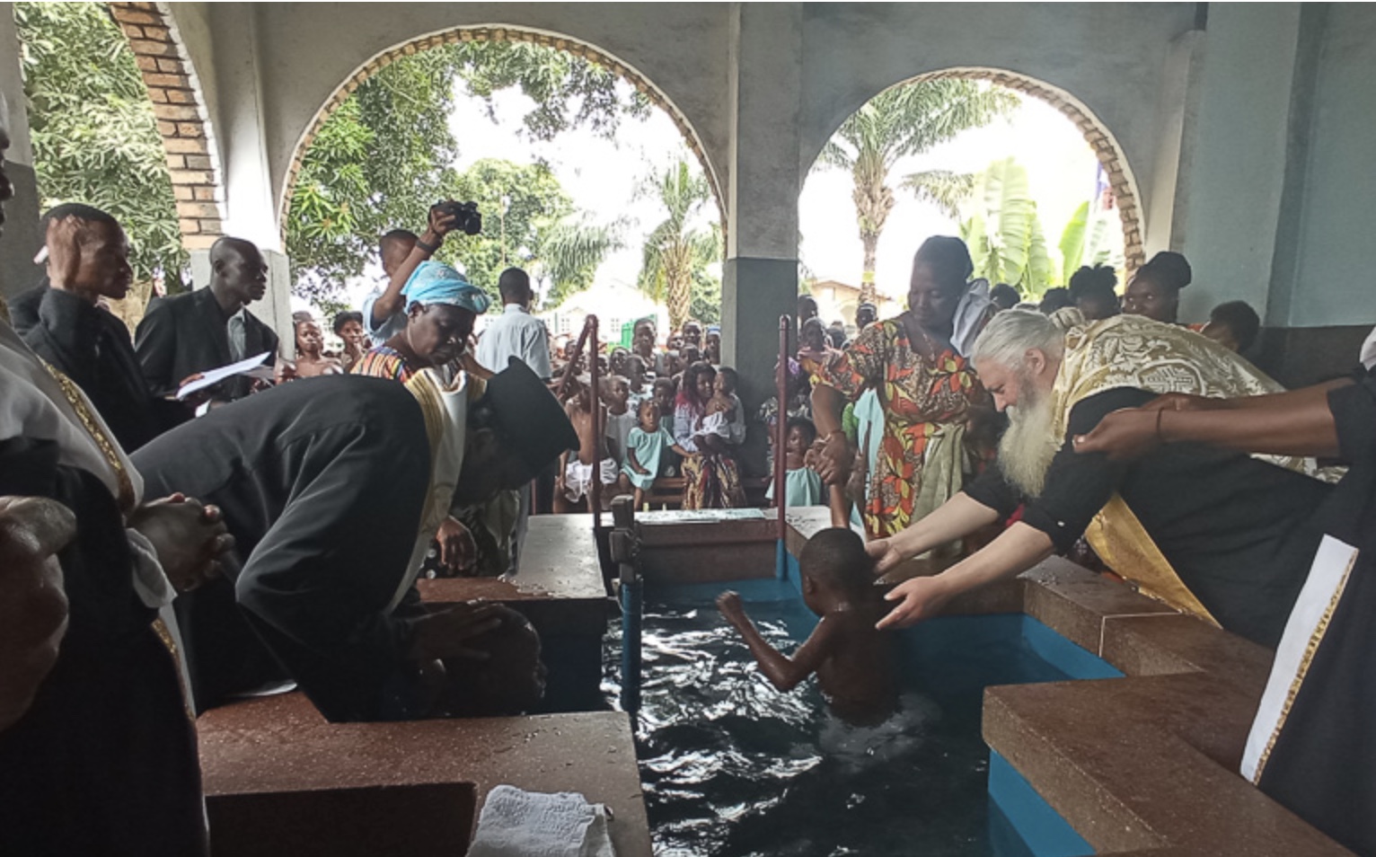 172 nouveaux baptisés en christ au congo