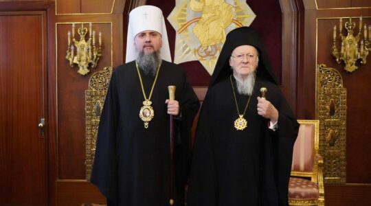 Le patriarche Bartholomée au métropolite Épiphane d’Ukraine : « J’espère que le pape François est plus proche de vous maintenant »