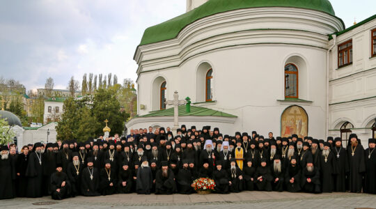 Les moines de la Laure des Grottes de Kiev ont confirmé leur fidélité à l’Église orthodoxe ukrainienne (métropolie Onuphre)