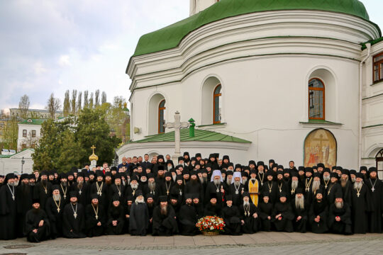 Les moines de la Laure des Grottes de Kiev ont confirmé leur fidélité à l’Église orthodoxe ukrainienne (métropolite Onuphre)