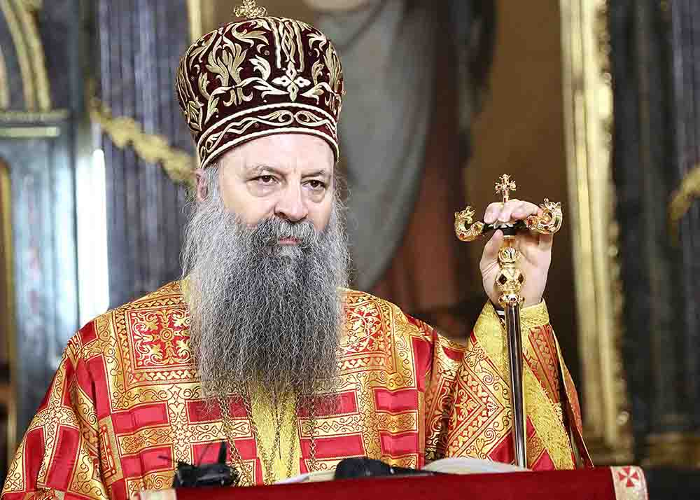 Les autorités du kosovo permettent le patriarche porphyre d’entrer dans le territoire pour la nativité