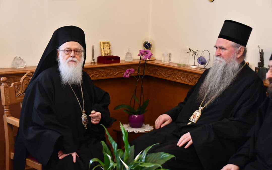 Le métropolite du monténégro joannice a effectué une visite à l’Église orthodoxe d’albanie