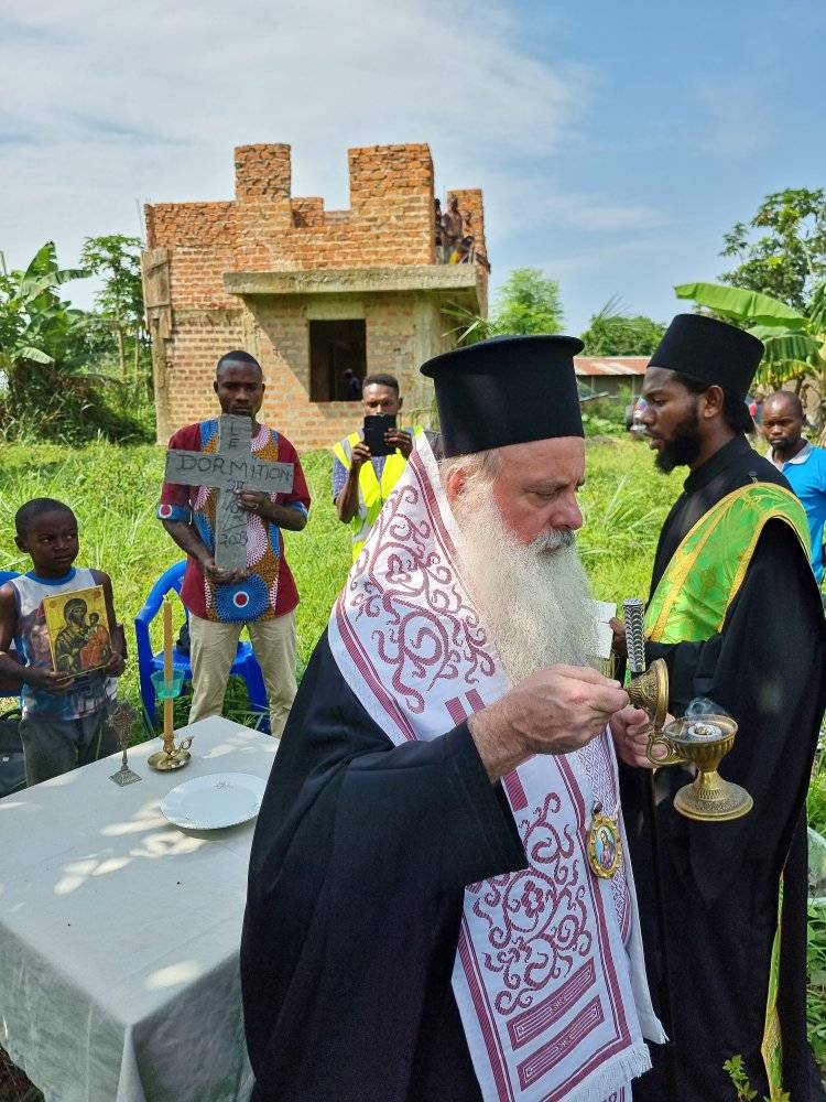 Fondation d’une nouvelle église dédiée à la Dormition de la Mère de