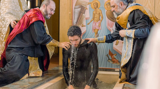 Le cours de catéchisme de l’archevêché de Thyatire  (Grande-Bretagne) continue de convertir : un nouveau baptême de masse