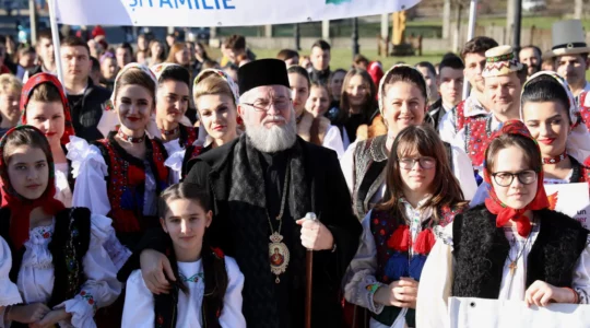 L’évêque Justin participe à la Marche pour la vie à Baia Mare : qui défendra les enfants à naître, si ce n’est l’Église ?