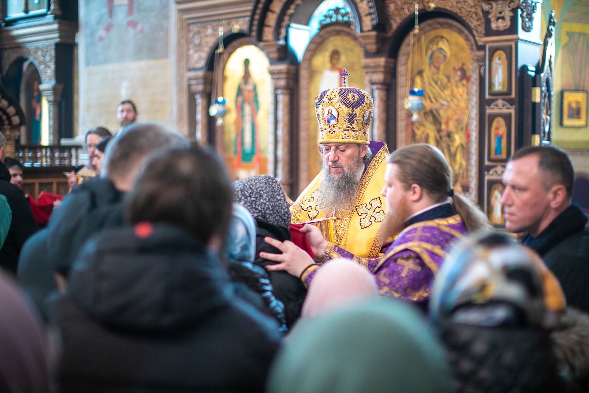 Le métropolite antoine (pakanitch) a expliqué pourquoi les statistiques sur le nombre des paroisses de l’Église orthodoxe ukrainienne établies par la métropole de kiev, diffèrent de celles de l’État