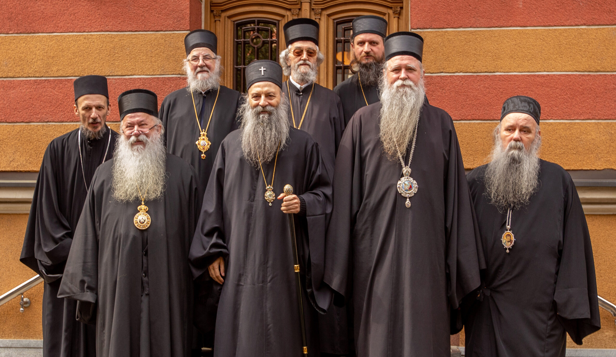 La réunion du saint-synode des évêques a eu lieu à banja luka, bosnie-herzégovine