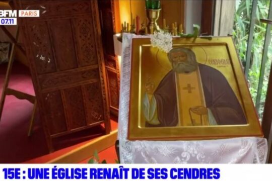 Reportage : “Paris : ravagée par un incendie il y a un an, une église orthodoxe retrouve ses fidèles”
